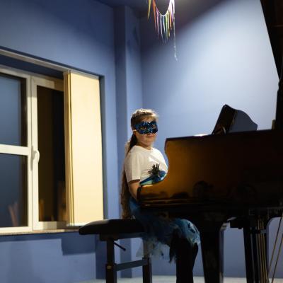 Koncertpodmaskamabm 35 Of 232